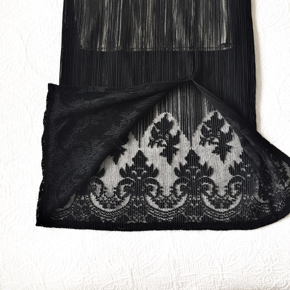 Sienna Sky Sheer Skirt Black Lace Size M - Picture 2 of 8